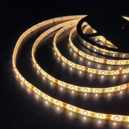 Светодиодная влагозащищенная лента Elektrostandard 4,8W/m 60LED/m 2835SMD дневной белый 5M 4690389154867, мощность 24 Вт