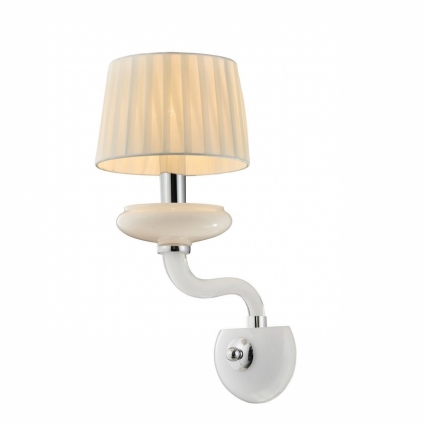 Бра Omnilux Stella OML-86001-01 в стиле арт-деко, цвет белый, мощность 40 Вт