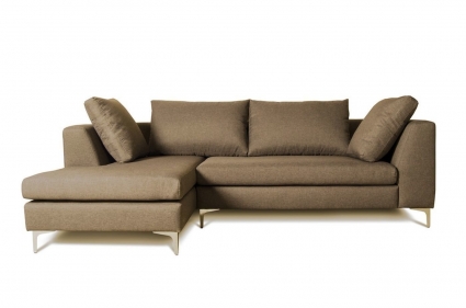 Диван угловой левый KARE DESIGN Siesta коричневого цвета с подлокотниками, с подушками