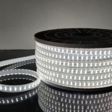 Светодиодная влагозащищенная лента Elektrostandard 18W/m 180LED/m 2835SMD холодный белый 50M 4690389170041 цвет белый, мощность 900 Вт