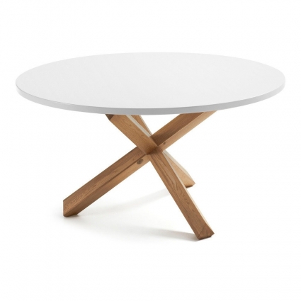 Обеденный стол La Forma из дуба Julia Grup NORI  135x135x75 см,  стиль скандинавский