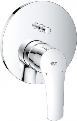 Смеситель Grohe Essence Pro 24043003 для ванны с душем, однорычажный, хром