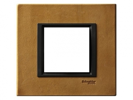 Рамка 1-постовая Schneider Electric Unica Class MGU68.002.7P1 в стиле кантри, цвет коричневый