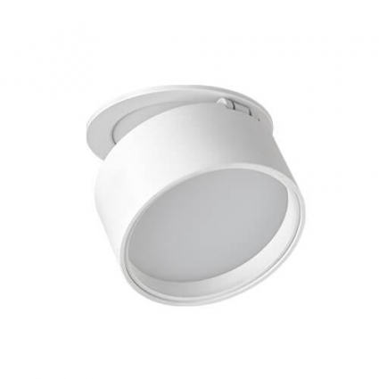 Встраиваемый светодиодный светильник Italline M03-0061 white в современном стиле, цвет белый