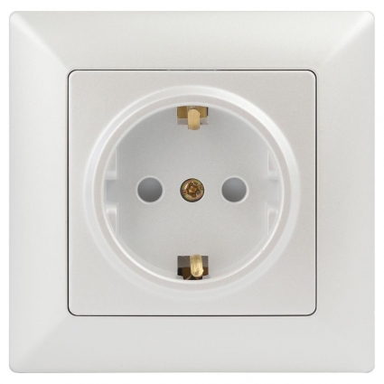 Розетка ЭРА Intro Solo Schuko 2P+E 16A 250V со шторками перламутровый 4-206-06 Б0053686 в современном стиле