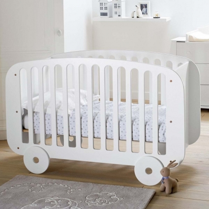 Кроватка детская с колесами La Redoute Sun 60х120 белого цвета, без ящиков