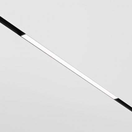 Трековый светодиодный светильник Maytoni Technica Basis TR030-4-24W3K-WW-DS-B в современном стиле, цвет черный