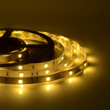 Светодиодная влагозащищенная лента OGM 9,6W/m 120LED/m 2835SMD теплый белый 5M LSE-150, цвет белый, мощность 48 Вт