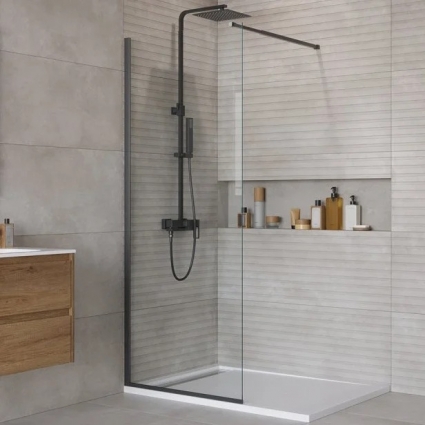 Душевая перегородка BelBagno Kraft 70 см, профиль матовый черный в современном стиле