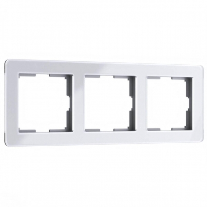 Рамка Werkel Acrylic на 3 поста белый W0032701 4690389184871 в современном стиле, цвет белый