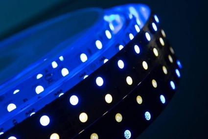 Светодиодная влагозащищенная лента DesignLed 28,8W/m 120LED/m 5050SMD разноцветный/холодный белый 5M 000514, цвет белый, мощность 144 Вт