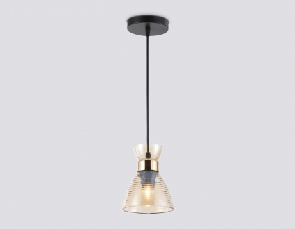 Светильник подвесной со стеклянным плафоном Ambrella light Traditional TR3403