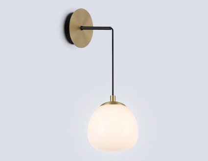 Настенный светильник со сменной лампой Ambrella light High Light LH51005 в стиле модерн