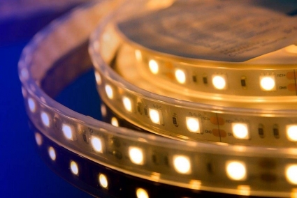 Светодиодная влагозащищенная лента DesignLed 14,4W/m 60LED/m 5050SMD теплый белый 5M 000519, цвет белый, мощность 72 Вт