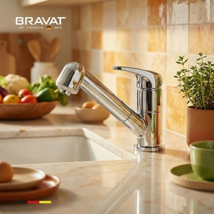 Смеситель для кухни с выдвижным изливом цвет хром BRAVAT F7802933CP-SW, однорычажный